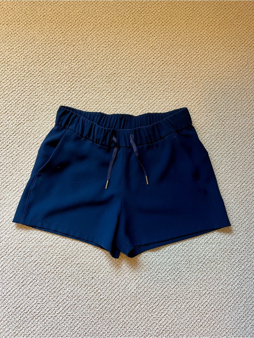 Lululemon On the Fly Women's Navy Pull-On Shorts
